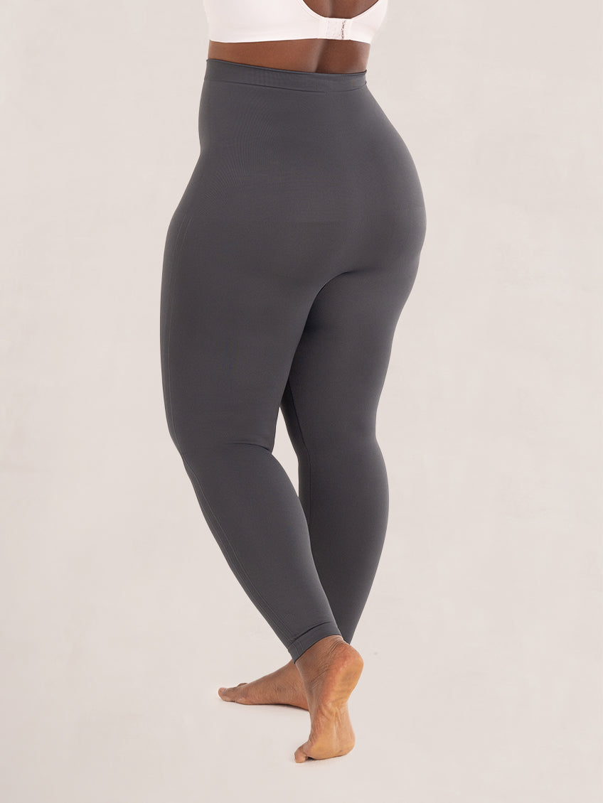 Shaping leggings close up of waistband anti-roll silicone grip technology