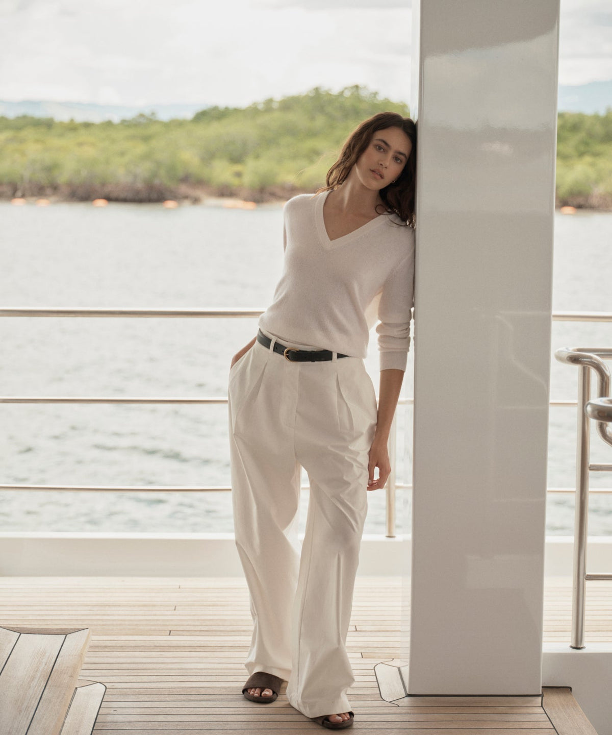 Everyday Relaxed 100% Cashmere V-Neck Sweater in Ivory - Soft lightweight drop-shoulder luxury knitwear